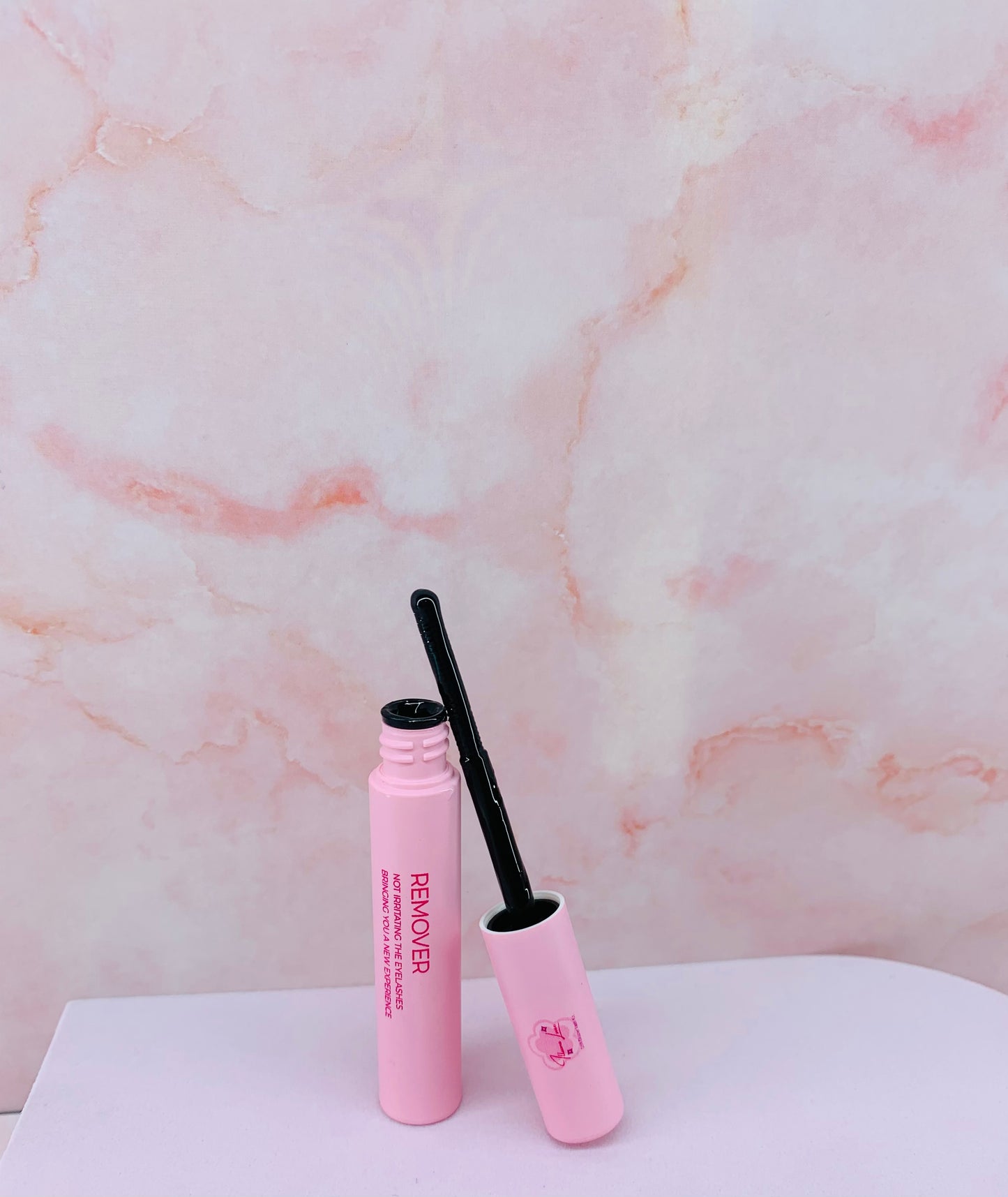 IllumeLuxe - Lash Remover