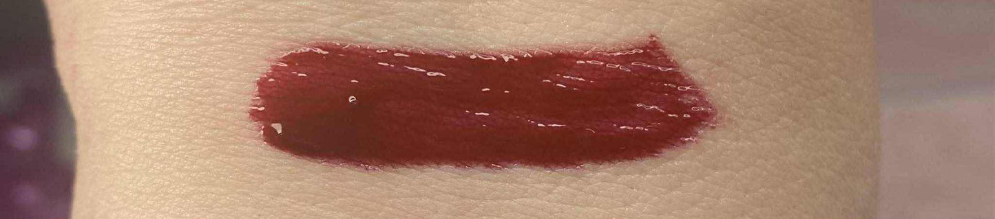 Maria Lip-Gloss + Lip Liner IllumeLuxe